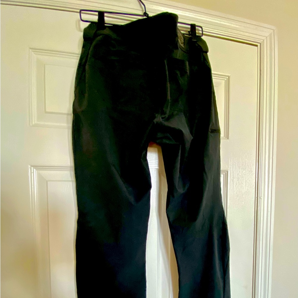 OR trail hiking pants. Great condition, comfortable hiking; ~20-65°.